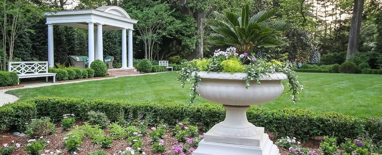 Chic And Comfortable 2Br Near Uptown Σάρλοτ