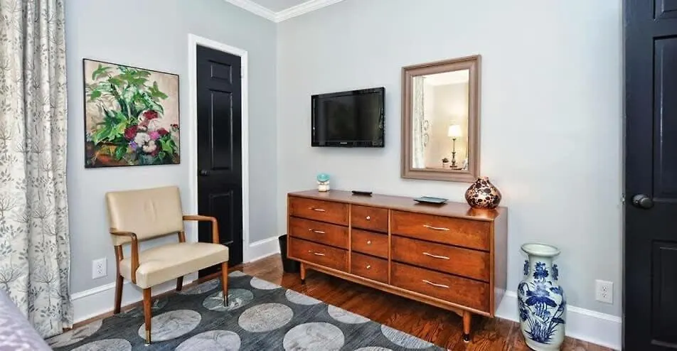 Chic And Comfortable 2Br Near Uptown Charlotte 0*,  United States