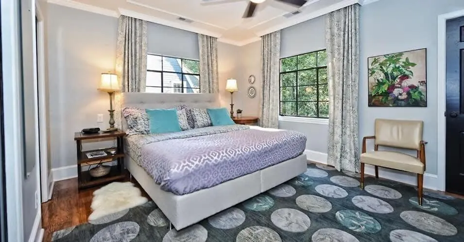 Chic And Comfortable 2Br Near Uptown Charlotte Holiday home